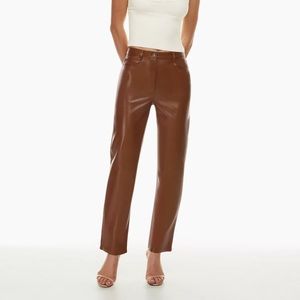 The Melina™ Pant
High-waisted Vegan Leather pants